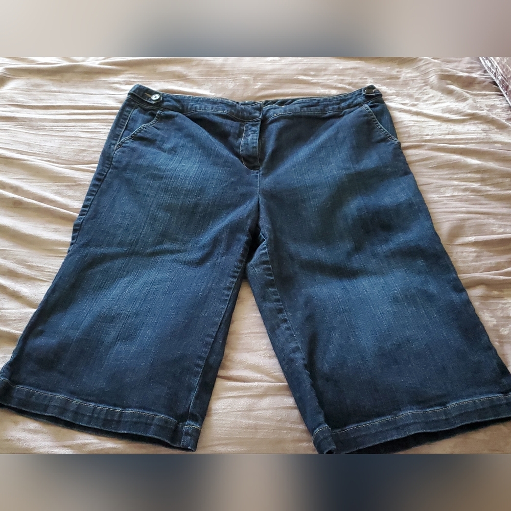 Lands' End Dark Blue Heavier Weight Denim Gauchos, Size 18